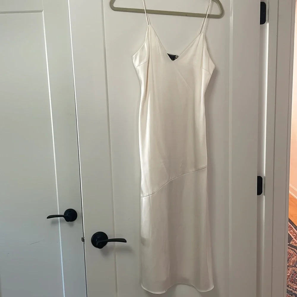Alicia and Olivia white slip dress - Picture 3 of 3